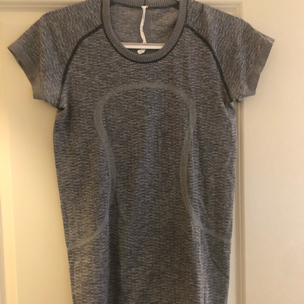 Lululemon Swiftly Tech